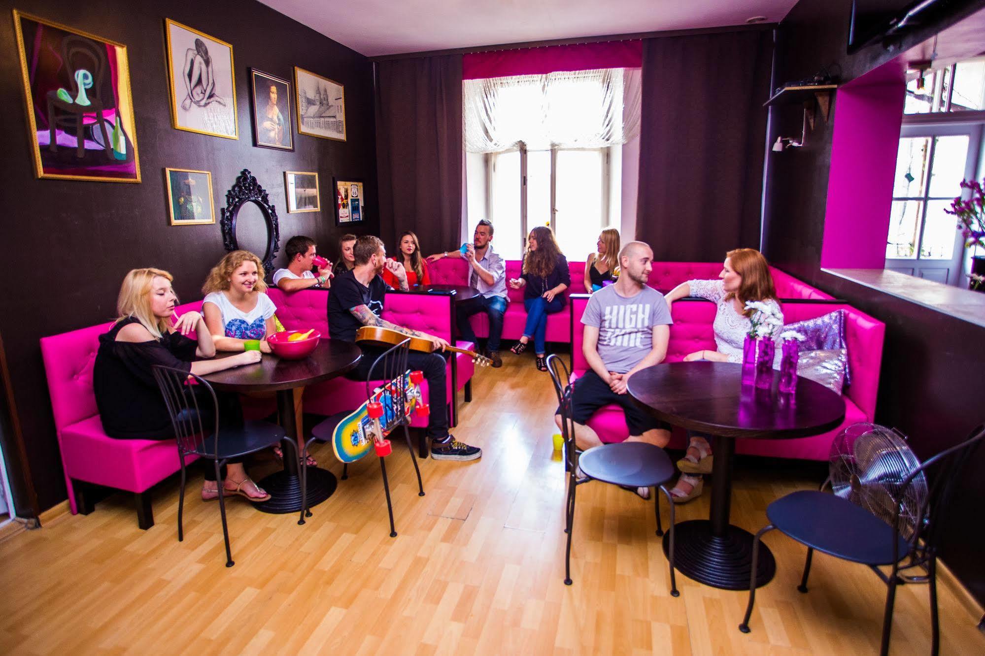 Pink Panther'S Hostel Krakow Exterior photo