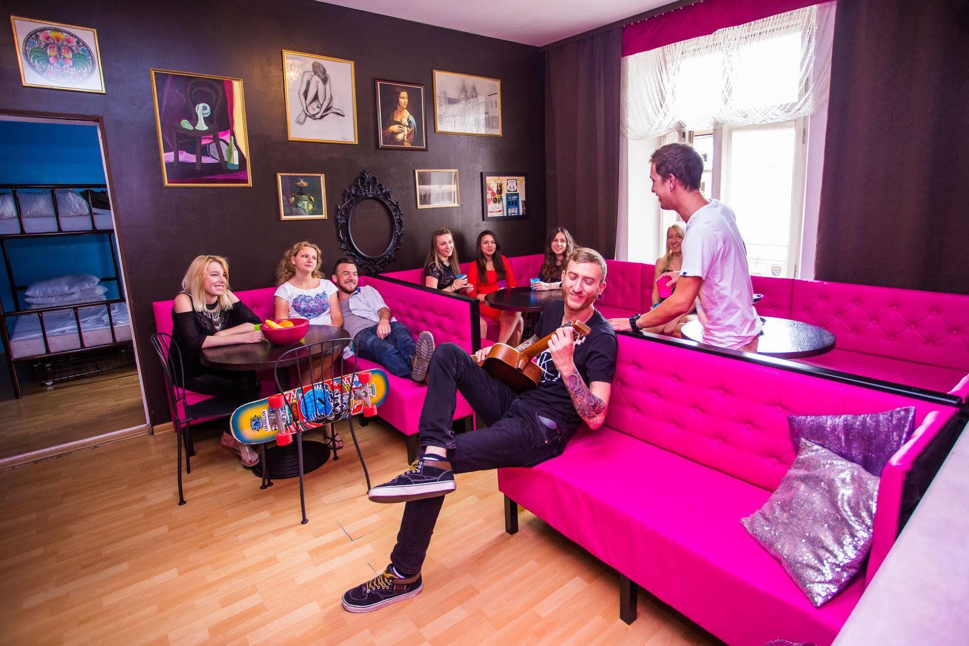 Pink Panther'S Hostel Krakow Exterior photo